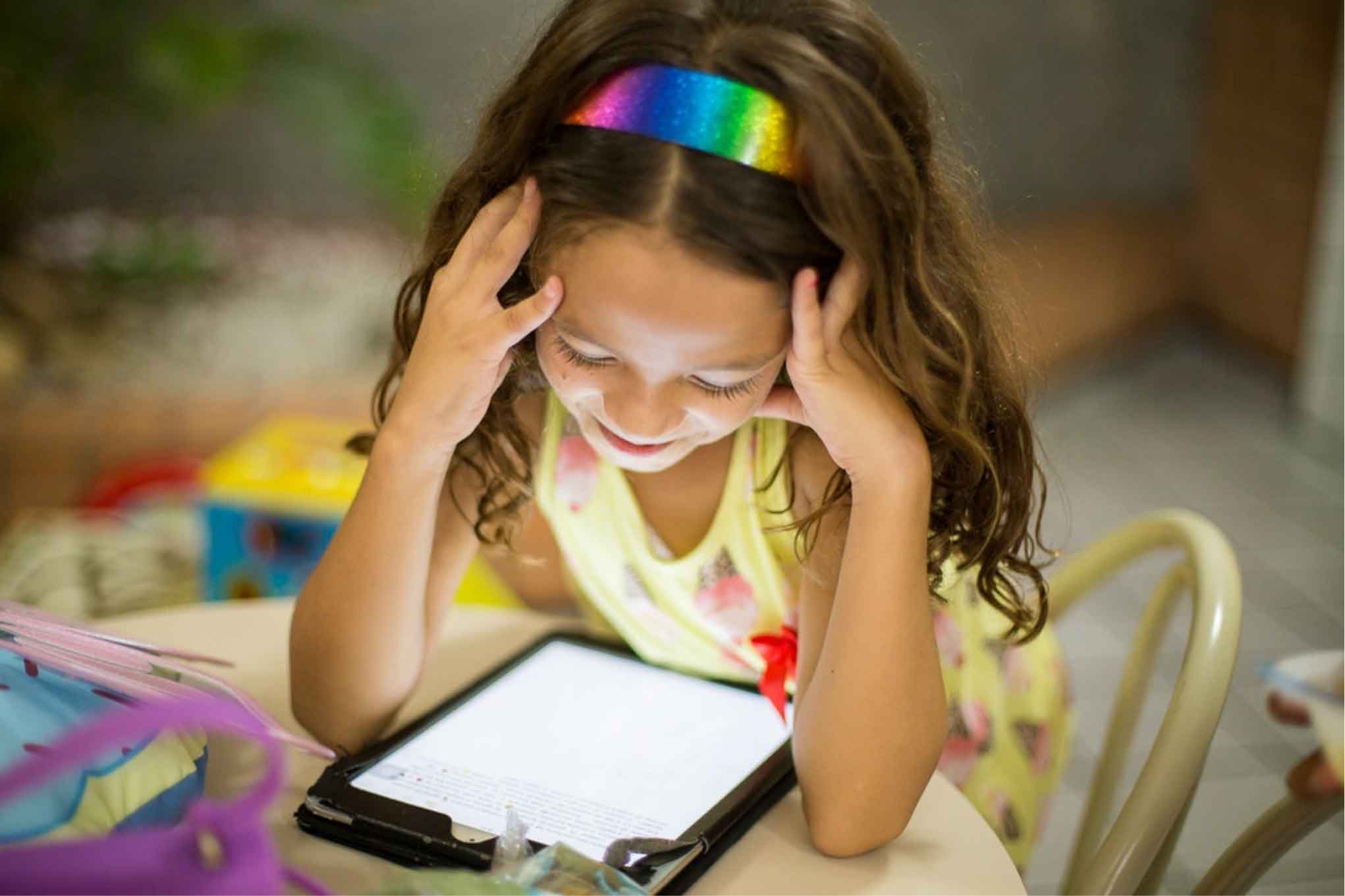 Picture of a girl with ipad